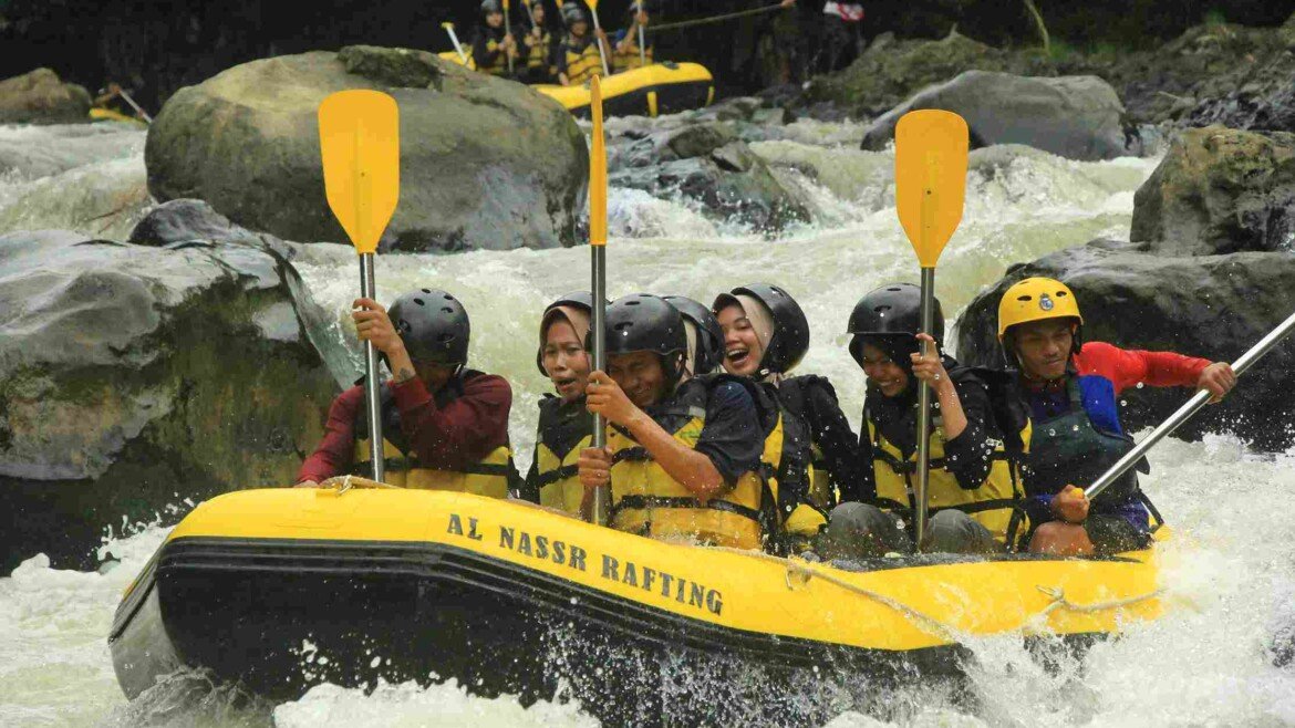 PAKET OUTING 1 DAY PLUS RAFTING